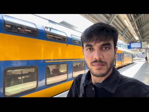 Trains in Netherlands,Public Transport in the Netherlands is easy.Travel from Deventer to Amsterdam