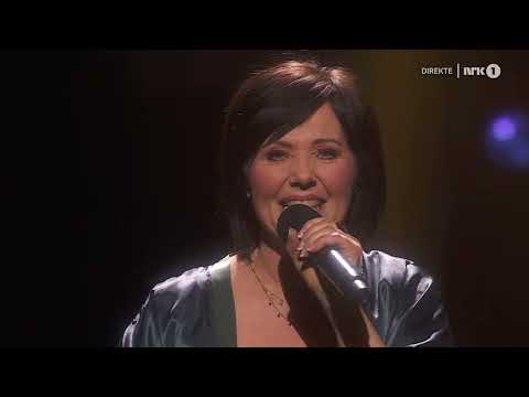 Kate Gulbrandsen - Tårer i paradis | LIVE | Melodi Grand Prix 2023 | Semi-Final 1