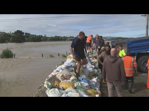 Southland farmers dealing with flooding on a scale not seen since 1970s