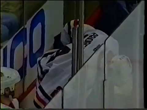 Bob Probert scores twice against Roberto Luongo