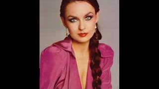 Crystal Gayle - Sound of Goodbye