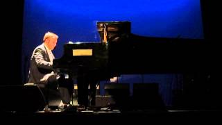 Raphael Gualazzi - Improvvisazione su temi di Amarcord