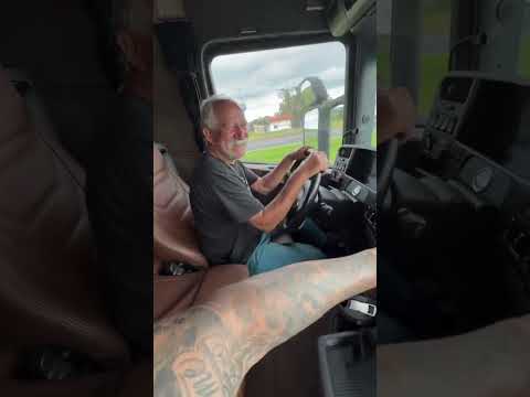 MOTORISTA RAIZ NA BOLEIA DO BRUTO 😝 🔥#curtametragemcaminhao