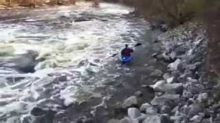 preview picture of video 'Needed to portage kayak - Grafton, WI'
