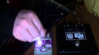 Video thumbnail for Guyatone MOm5 Micro Octaver Bass demo by Grinding Mass