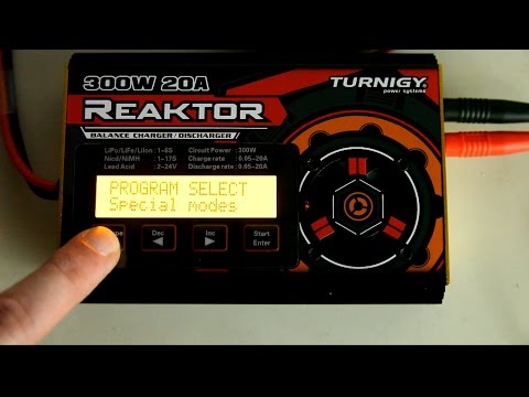 Turnigy Reaktor 300W Balance Charger - Unboxing + features + menu browse