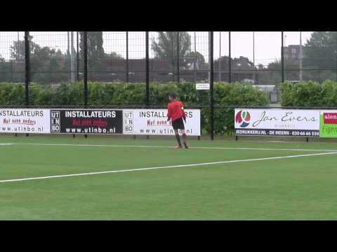 8 mei 1014 VV De Meern E2/E4 - VV De Meern D4 vr 0-10 Doelpunt Daan