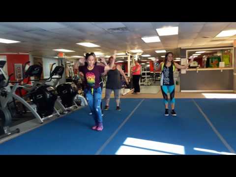 Mr. Black - Apretaito al Pickup | Zumba Gaby G