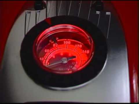 Black &amp; Decker kompresorius ASI300 - 11 bar - AC - 12/230 V video