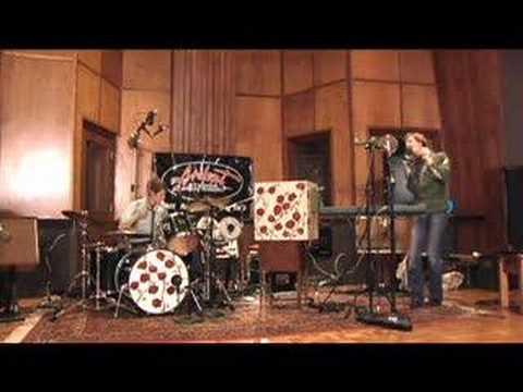 Ardent Sessions: Bad Veins "Fake Baby"