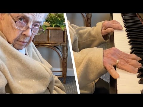 Esta mujer de 93 años no recuerda nada. Pero cuando se sienta frente al piano, su memoria se ilumina