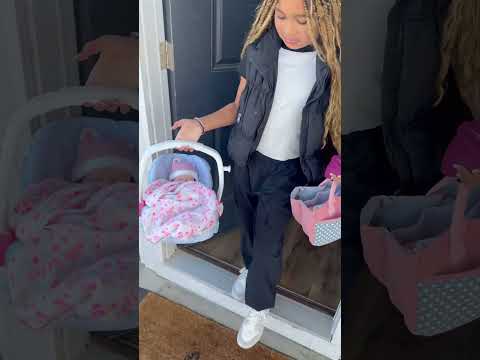Babydoll Mia goes to SCHOOL with Scarlett 😍 #babydolls #scarlett #shorts