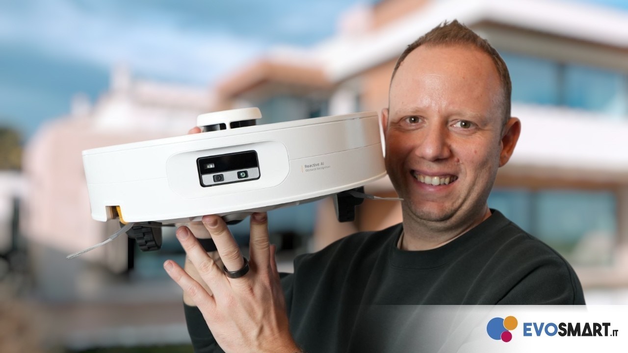 Recensione Roborock Qrevo Curve 2 FlowX: il robot aspirapolvere che lava davvero bene?