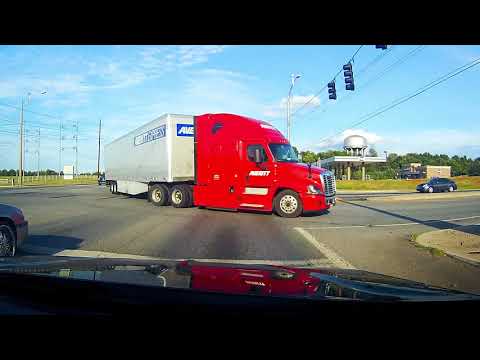Averitt Express Through A Red Light