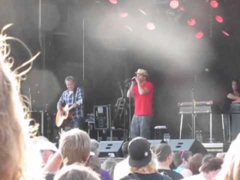 VESTROCK 2011 ( Racoon, Krach & Triggerfinger)