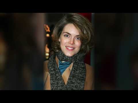 Julie Andrieu en deuil : son message d'adieu à sa mère