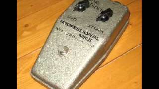 Video thumbnail for Tone Bender MKII Sola Sound Professional MKII tonebender by pinstripedclips