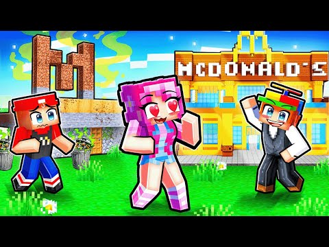 Poor vs Rich McDonalds Build Battle!