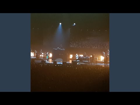 Kambariokai (feat. Lilas Ir Innomine, Mesijus, Svaras & ReWritable)