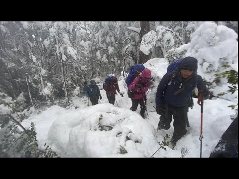 Overland Track - 4 Seasons in 6 Days