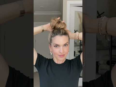 VIRAL MESSY BUN TUTORIAL