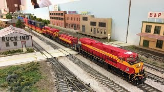 HO Scale Model Train Compilation! Very Long Trains! Spring 2018