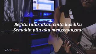 Download lagu Tommy J Pisa - Disini Dibatas Kota Ini (Cover) by Stevano Muhaling (Lirik) mp3