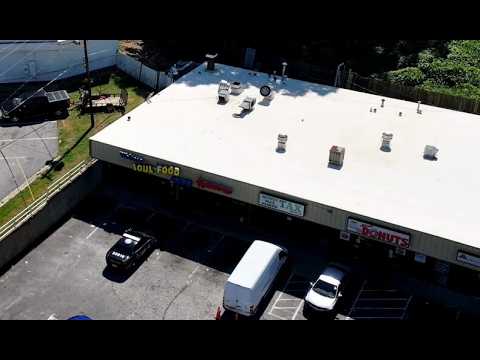 Workers arrive at restaurant, find body hanging from kitchen vent