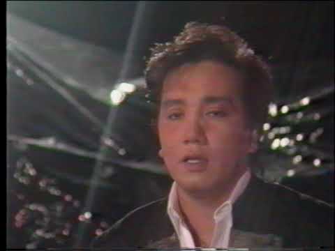 Thể hiện bởi Elvis Phương