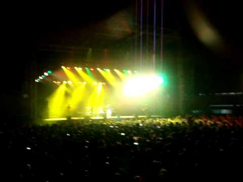 download lagu mp3 mp4 Born Rocker, download lagu Born Rocker gratis, unduh video klip Born Rocker