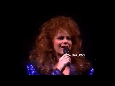 Reba McEntire - "The Night The Lights Went Out In Georgia" (1993 "It's Your Call Tour")