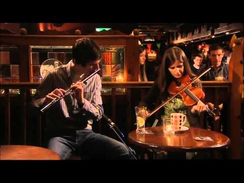 Traditional Irish Music - Flute and Fiddle