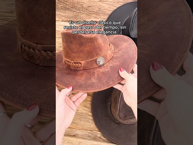 Vídeo relacionado con Ueither Gorra de Béisbol para Hombre Ajustable Sombrero de Cuero Suave de PU Sombrero Deportivo Al Aire Libre Otoño Invierno