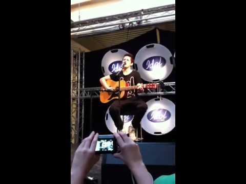 Linni Barresjö - The egde of glory