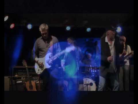 ♫ GEORDIE GARRIOCK ( Red Squares ) LEAP OF FAITH. GREAT SONG