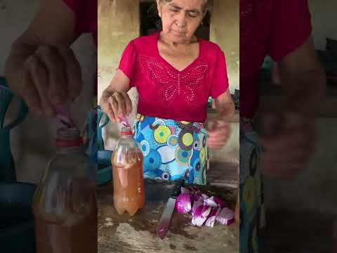 Así prepara mi abuela los chiles caseros o vinagre como le llaman algunas personas.