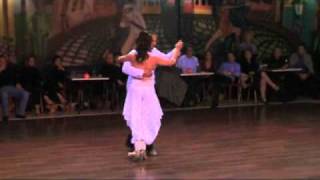 Nora Witanowsky y Juan Carlos Martinez TANGO alla Milonga de la Morocha