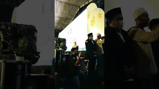 Download lagu Kedatangan Mbah Nun di sambut para maiyah Bojonegoro mp3 Download lagu Kedatangan Mbah Nun di sambut para maiyah Bojonegoro mp3