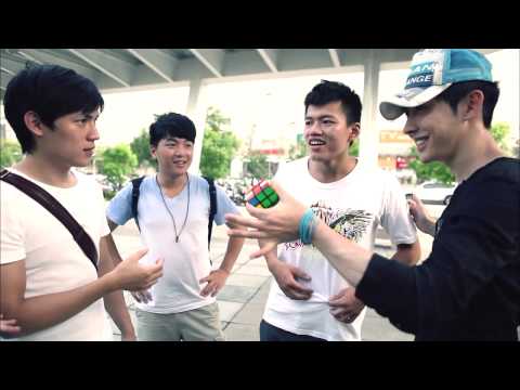 Yif Magician ● Give life to a T-shirt ||HD||