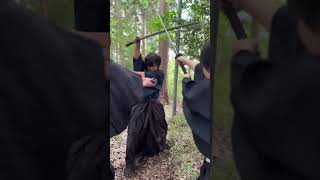 Download lagu Overwhelming Japanese one-on-two sword fight #samurai #swordfighting #japaneseculture mp3 Download lagu Overwhelming Japanese one-on-two sword fight #samurai #swordfighting #japaneseculture mp3