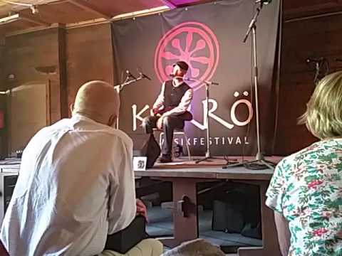 Pontus Estling playing on Swedish bagpipe.