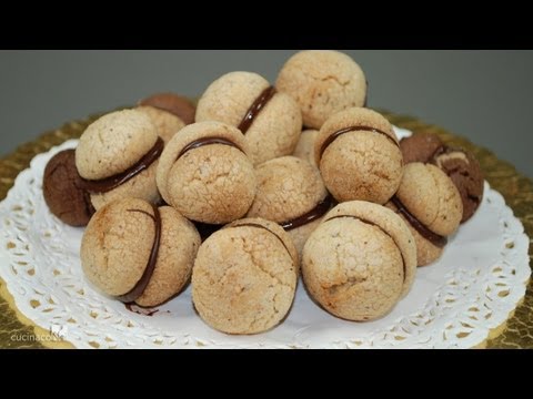Lady's kisses - Baci di dama (Traditional italian recipe)