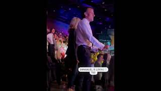 Download lagu Emmanuel Macron During Protests X Shakira Concert 💃 mp3