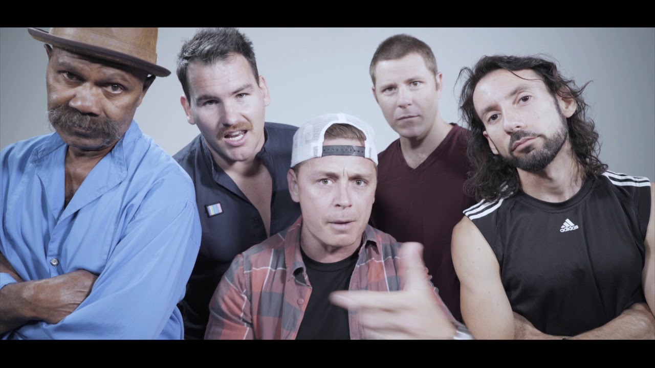 La Di Da - King Social