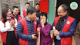 Chữ thập đỏ Tình Người trao 34 nhà Chữ thập đỏ và 100 xe đạp tại Hà Giang 9/12/2018