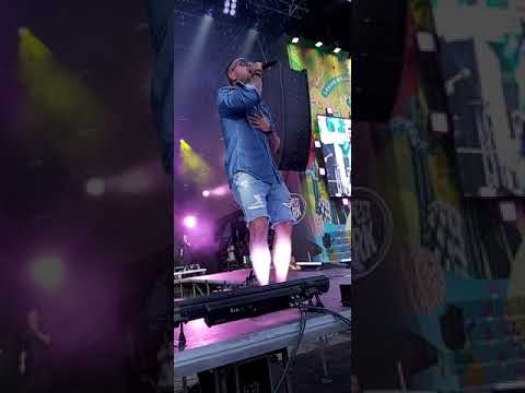 Majka &  Horváth Tamás  Meztelen