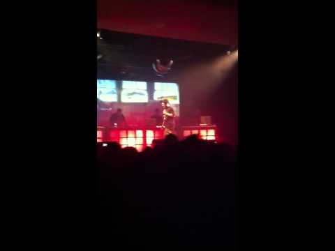 Miss Chang: CHINESE MAN Feat Taiwan MC