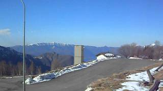 preview picture of video 'Panorama Alta Valsassina a 360 gradi - Alpe Giumello 18 Marzo 2011'