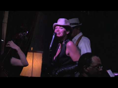 Juliet Annerino Sings Original Jazz/Cabaret