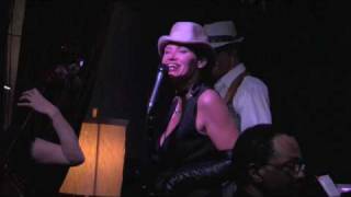 Juliet Annerino Sings Original Jazz/Cabaret